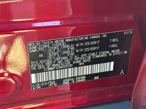 Certified 2024 Toyota RAV4 LE AWD/4WD image 27