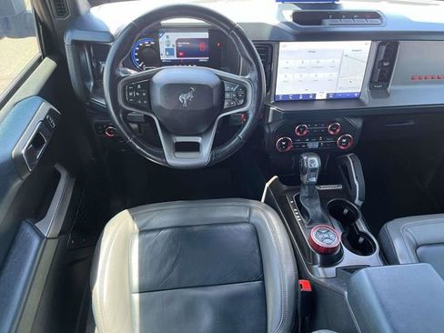 Certified 2023 Ford Bronco Outer Banks AWD/4WD image 10