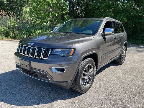 Used 2019 Jeep Grand Cherokee Limited w/ Luxury Group II AWD/4WD image 3