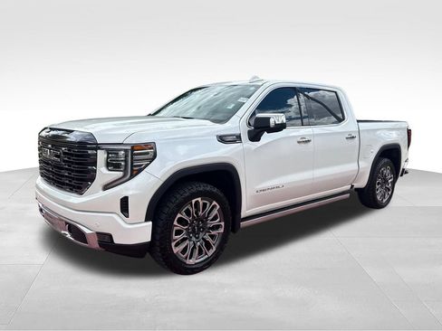 Used 2023 GMC Sierra 1500 Denali Ultimate AWD/4WD image 5