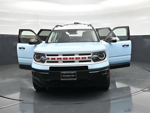 Certified 2023 Ford Bronco Sport Heritage w/ Heritage Convenience Package AWD/4WD image 29