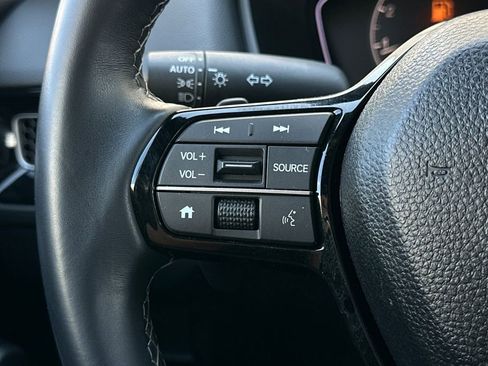 Used 2025 Honda Civic Sport image 25