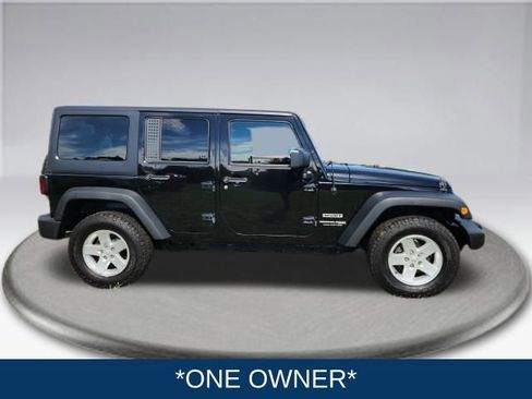 Used 2018 Jeep Wrangler Unlimited Sport S image 5