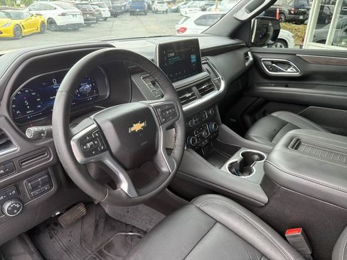 Used 2023 Chevrolet Tahoe LT w/ LT Signature Package AWD/4WD image 32