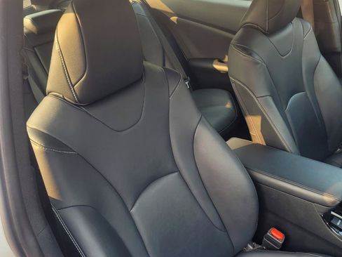 Used 2022 Toyota Prius Prime XLE FWD image 24