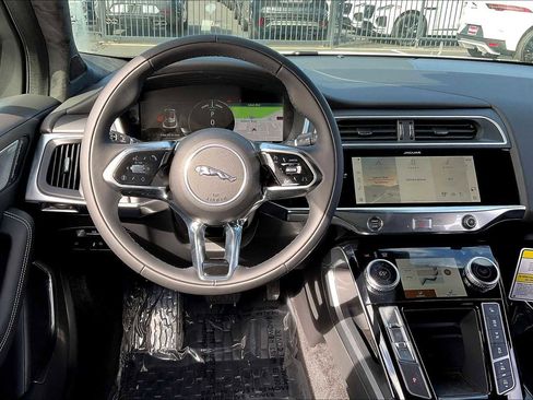 New 2024 Jaguar I-PACE R-Dynamic HSE image 14