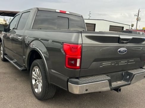 Used 2018 Ford F150 Lariat w/ Equipment Group 502A Luxury RWD image 4