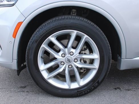 Used 2025 Dodge Durango GT image 34