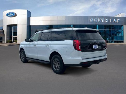 Certified 2025 Ford Expedition Max Active RWD image 3