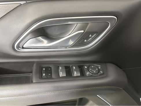 Used 2024 GMC Yukon AT4 image 25