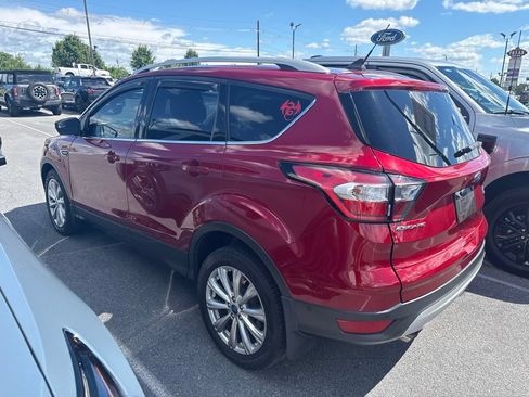 Used 2018 Ford Escape Titanium AWD/4WD image 3