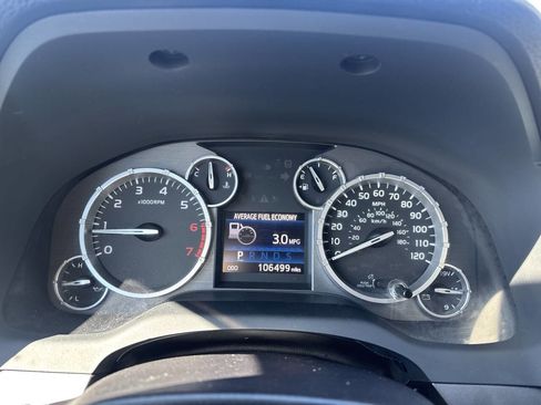 Used 2014 Toyota Tundra SR5 w/ SR5 Upgrade Package image 29