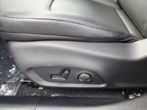 New 2026 Jeep Compass Limited image 6