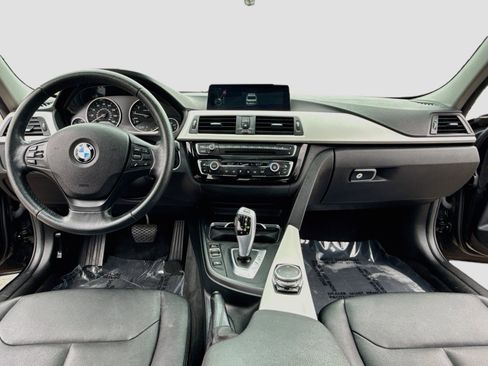 Used 2016 BMW 320i xDrive Sedan AWD/4WD image 14