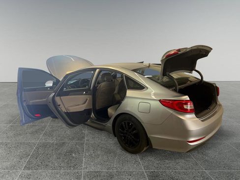 Used 2017 Hyundai Sonata SE w/ Cargo Package image 9