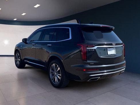 Used 2020 Cadillac XT6 Premium Luxury image 3