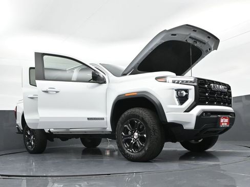 Used 2024 GMC Canyon Elevation w/ Convenience Package image 43