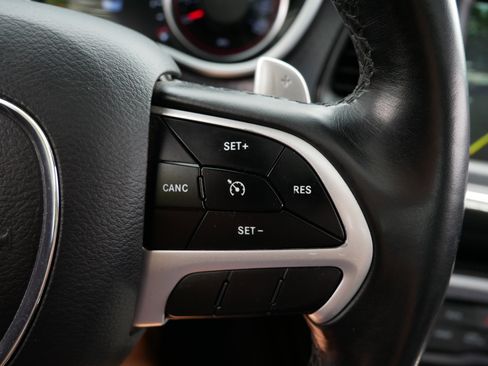 Used 2018 Dodge Challenger GT w/ Driver Convenience Group AWD/4WD image 29