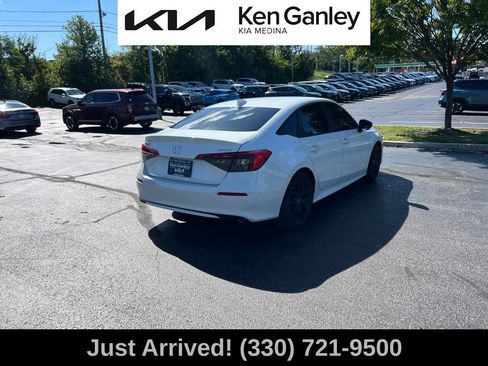 Used 2022 Honda Civic Sport image 5