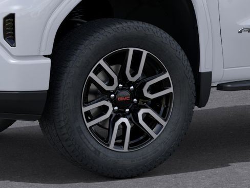 New 2026 GMC Sierra 1500 AT4 w/ AT4 Premium Package AWD/4WD image 10