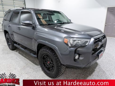 Used 2020 Toyota 4Runner SR5 Premium w/ Moonroof Package image 6