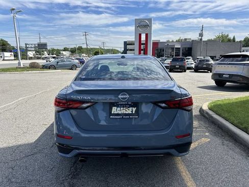 Certified 2024 Nissan Sentra SR w/ SR Premium Package FWD image 7