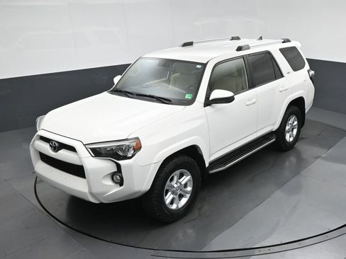Used 2019 Toyota 4Runner SR5 image 61