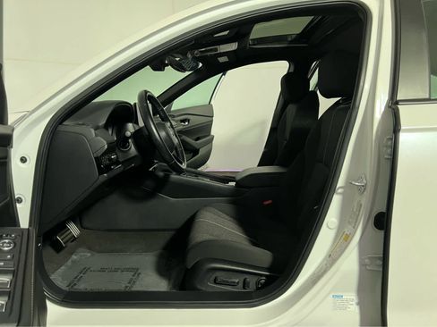Used 2025 Honda Accord Sport image 21