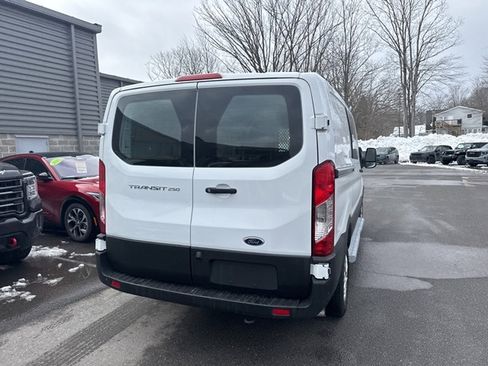 Used 2024 Ford Transit 250 Low Roof w/ Exterior Upgrade Package image 15