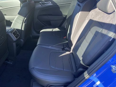 New 2026 Kia Sportage SX image 6