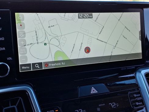 Certified 2022 Kia Sorento SX image 18