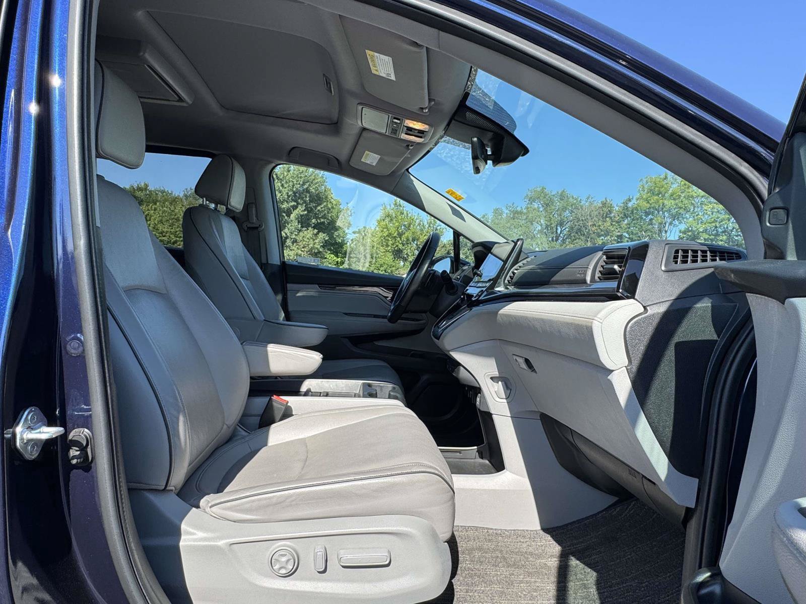 Used 2024 Honda Odyssey Elite image 19