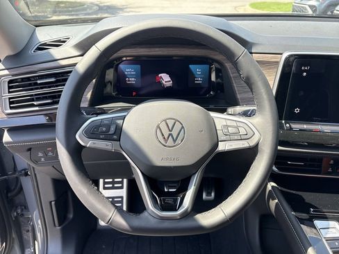 New 2025 Volkswagen Atlas SEL Premium R-Line image 28