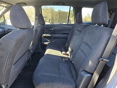 Used 2022 Honda Pilot Sport image 12