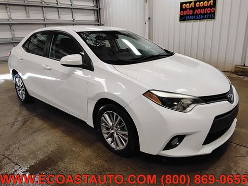 Used 2015 Toyota Corolla LE image 1
