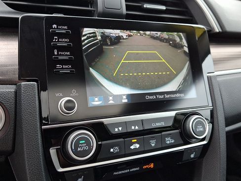 Certified 2019 Honda Civic EX image 18