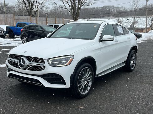 Used 2020 Mercedes-Benz GLC 300 4MATIC Coupe image 3