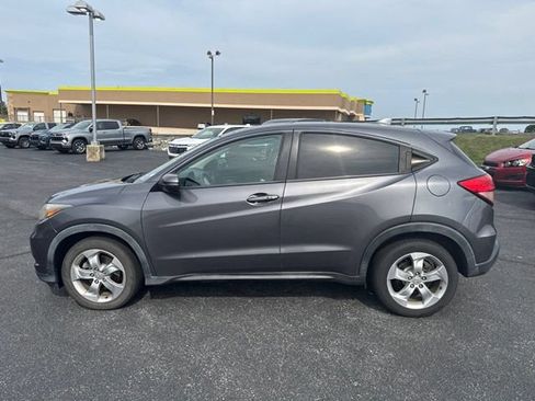 Used 2016 Honda HR-V EX image 4