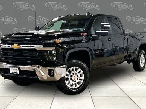 New 2026 Chevrolet Silverado 3500 LT w/ All Star Edition image 2