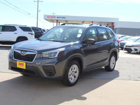 Used 2021 Subaru Forester image 11