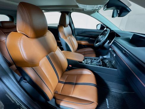 Used 2024 MAZDA CX-50 AWD 2.5 Turbo w/ Weather Package image 27