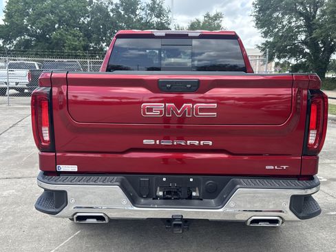 Used 2026 GMC Sierra 1500 SLT AWD/4WD image 11