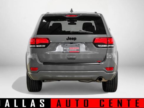 Used 2021 Jeep Grand Cherokee Laredo X image 5