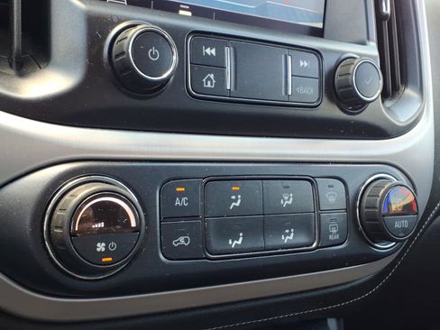 Used 2019 GMC Canyon SLE w/ Elevation Edition AWD/4WD image 13