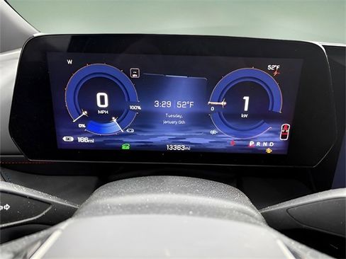 Used 2024 Chevrolet Blazer EV RS image 10