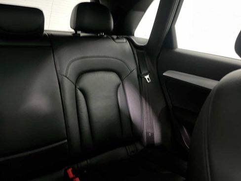 Used 2015 Audi Q3 2.0T Prestige w/ Prestige Package AWD/4WD image 14