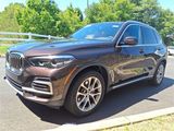 Used 2022 BMW X5 xDrive40i w/ Premium Package image 3