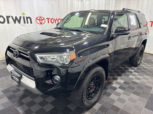 Used 2024 Toyota 4Runner TRD Off-Road Premium AWD/4WD image 3