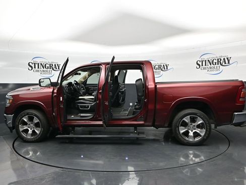 Used 2019 RAM 1500 Laramie AWD/4WD image 37
