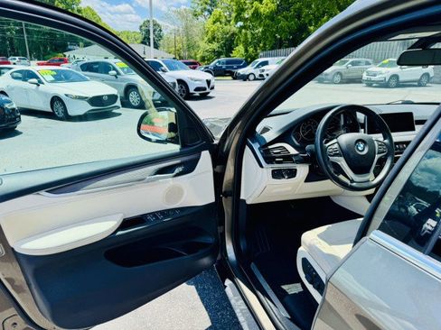 Used 2018 BMW X5 xDrive35i image 9